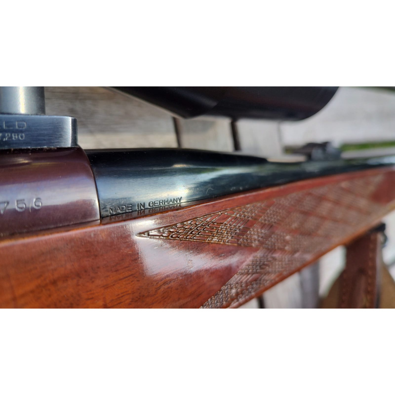 Fusil Weatherby Mark V .300 Plg Weatherby Magnum Mira Hertel 2.5-10x46