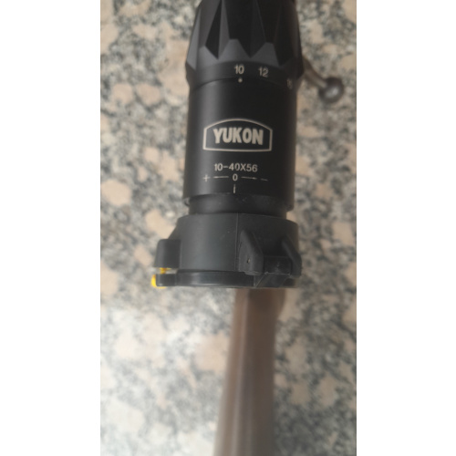 Mira Yukon De 10-40x56 , Iluminada, Reticulo Tactico