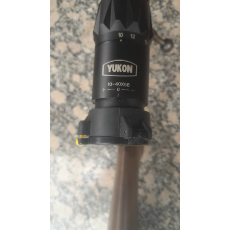 Mira Yukon De 10-40x56 , Iluminada, Reticulo Tactico