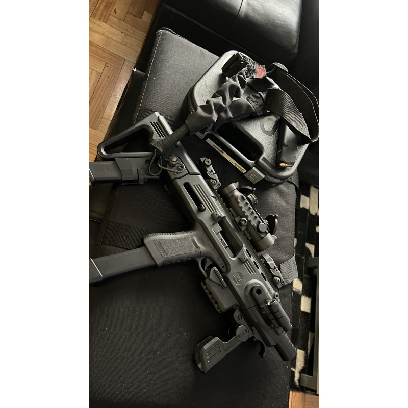 Glock 17 Tercera Generación Con Carcasa Táctica  Roni G1