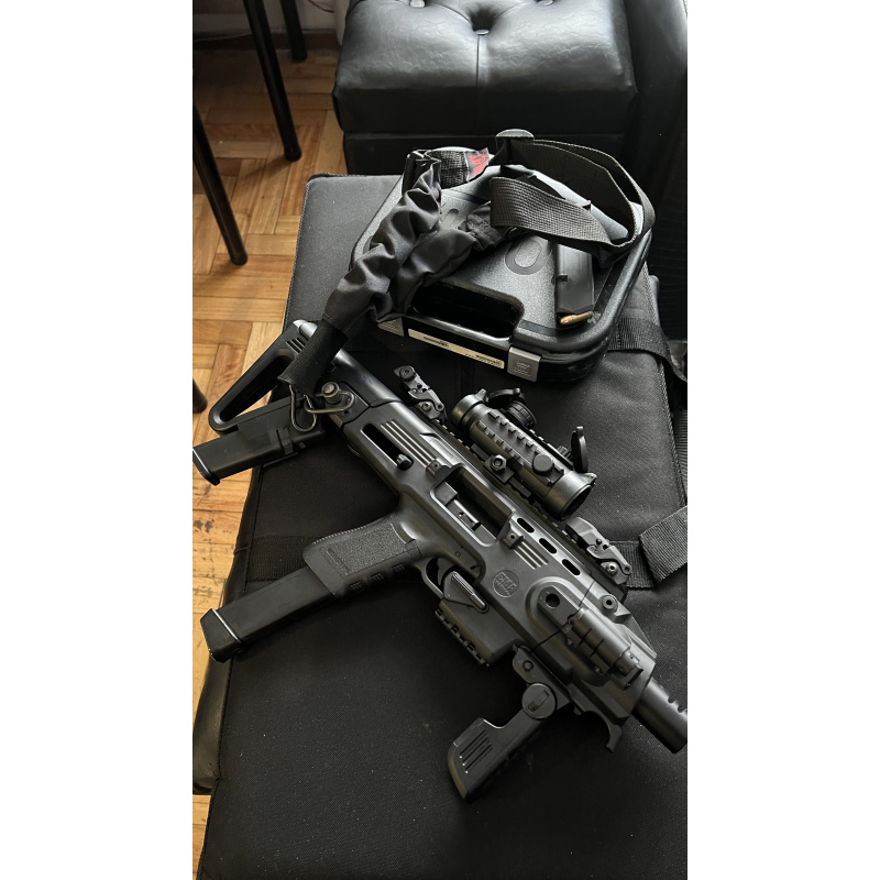 Glock 17 Tercera Generación Con Carcasa Táctica  Roni G1