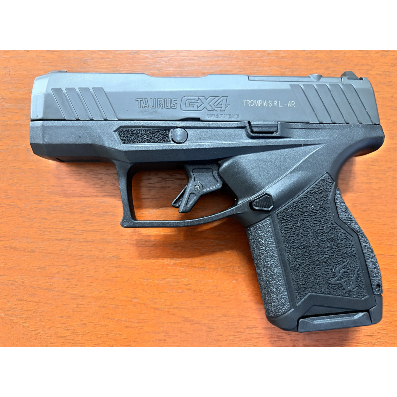 Subcompacta Taurus G4x