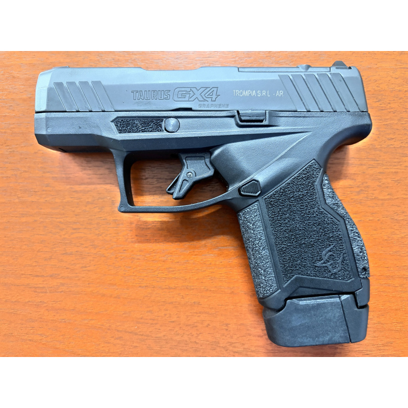 Subcompacta Taurus G4x