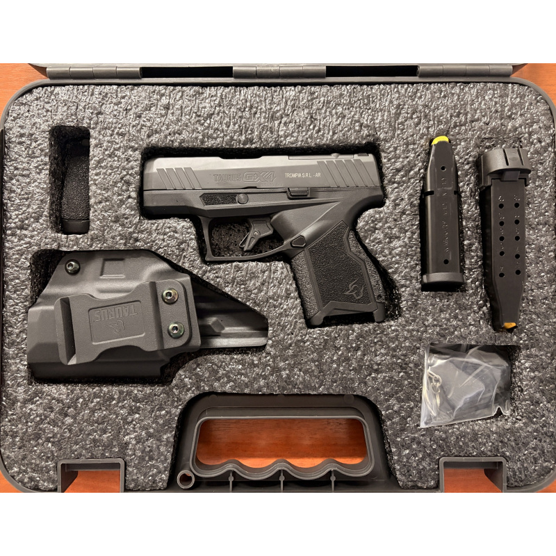Subcompacta Taurus G4x