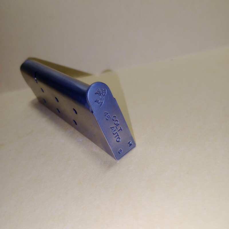 Cargador Colt 45 Inox.