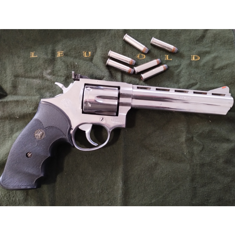 Revolver Taurus 689 Inox. 6"