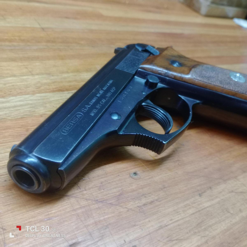 Bersa Mod. 85 De Acero.