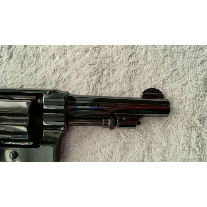 Revolver Smith & Wesson.  .32 Largo. Hand Ejector