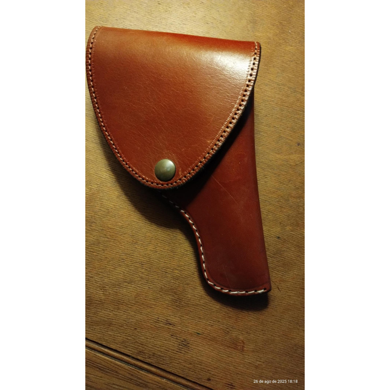 Revolver Smith & Wesson.  .32 Largo. Hand Ejector
