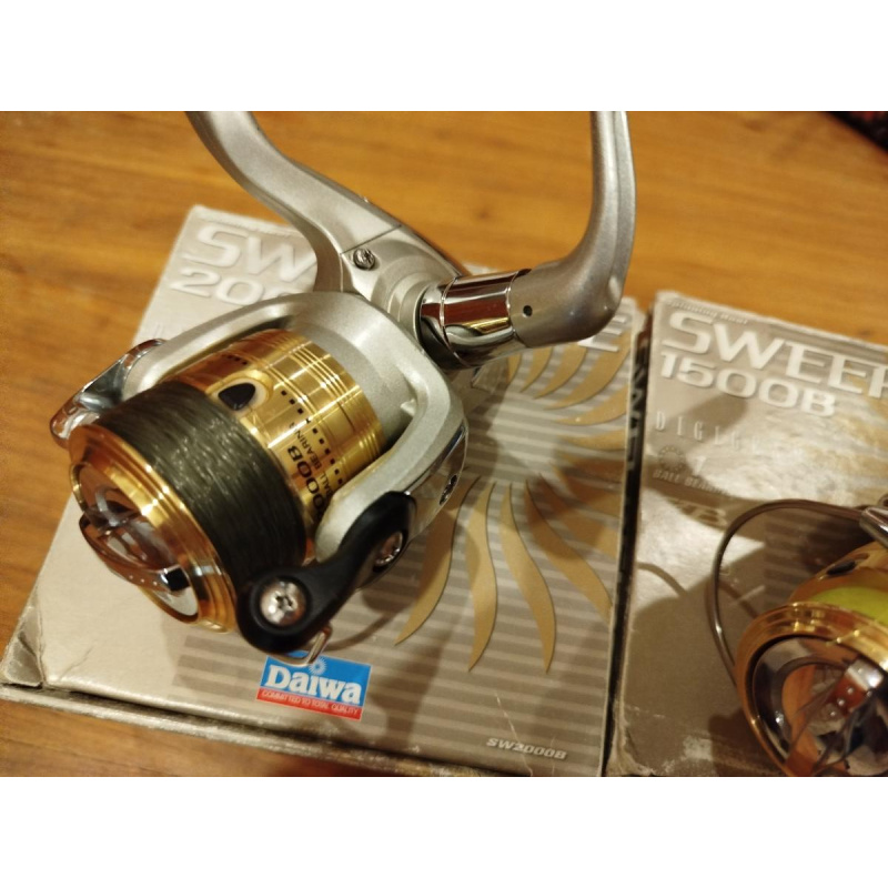 Reels Daiwa Sweepfire 1500b Y 2000b