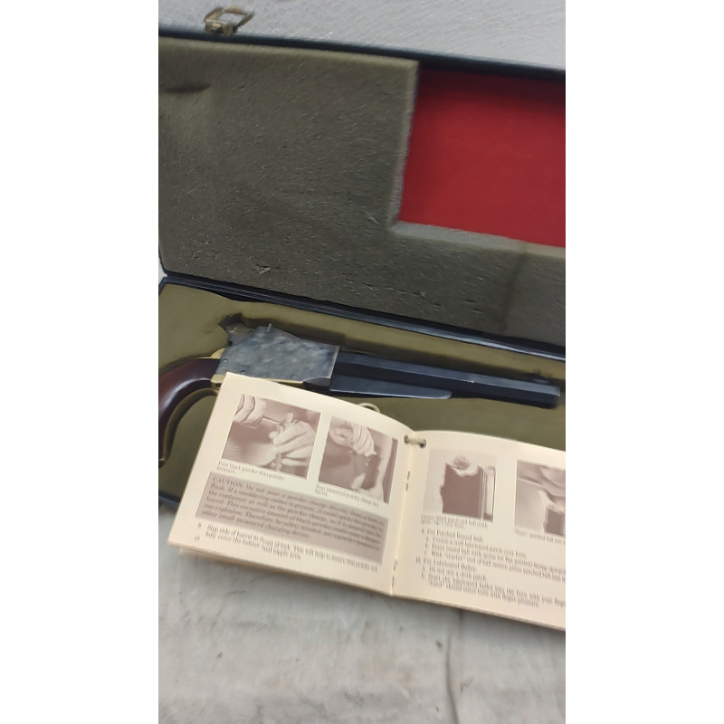 Pistola De Avancarga Cva (connecticut Valley Arms) Modelo Prospector.