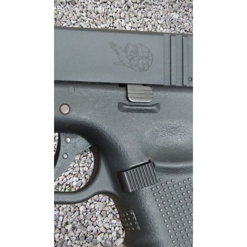 Replica Glock 18 Con Slector De Disparo En Automatica Y Semiauto Calibre 6mm