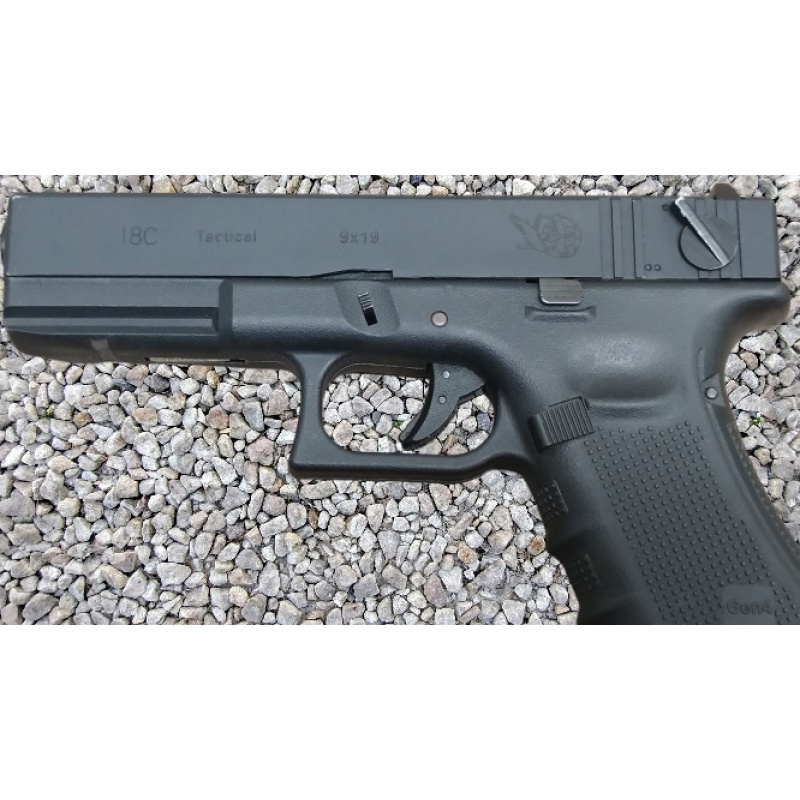 Replica Glock 18 Con Slector De Disparo En Automatica Y Semiauto Calibre 6mm