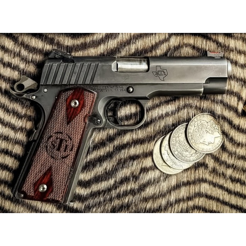 Cachas Sti Para Colt Officer