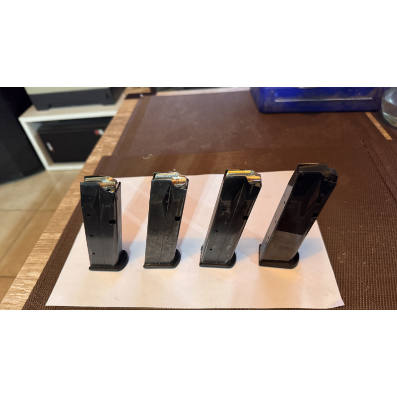 Vendo Lote De 4 Cargadores De Bersa, Calibre 9mm