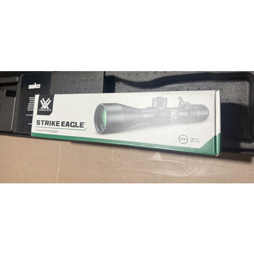 Vortex Strike Eagle 5/25x56, Reticulo Iluminado Poco Uso Con Anillas Warne