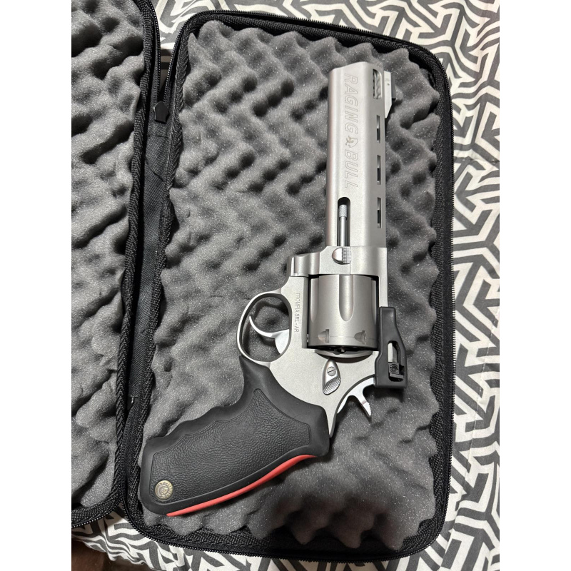 Taurus Raging Bull 44 Mag 6 Pulgadas