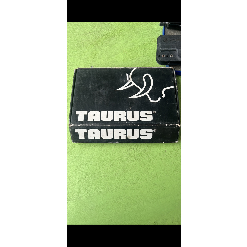 Revolver Taurus Mod. Rt82s