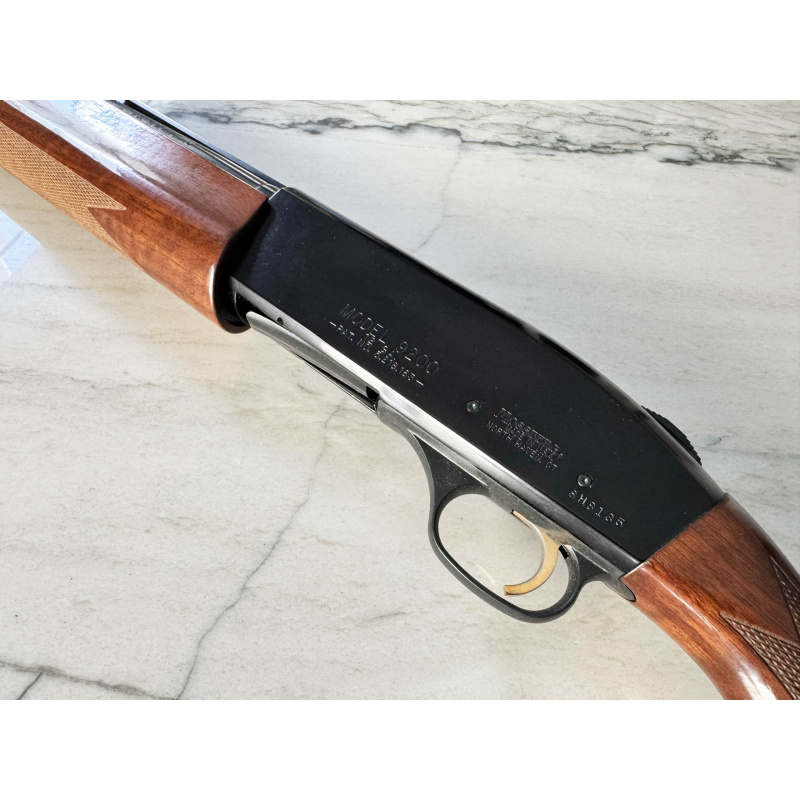 Escopeta Semiautomática Mossberg 9200