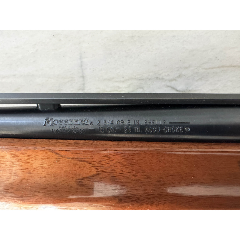 Escopeta Semiautomática Mossberg 9200