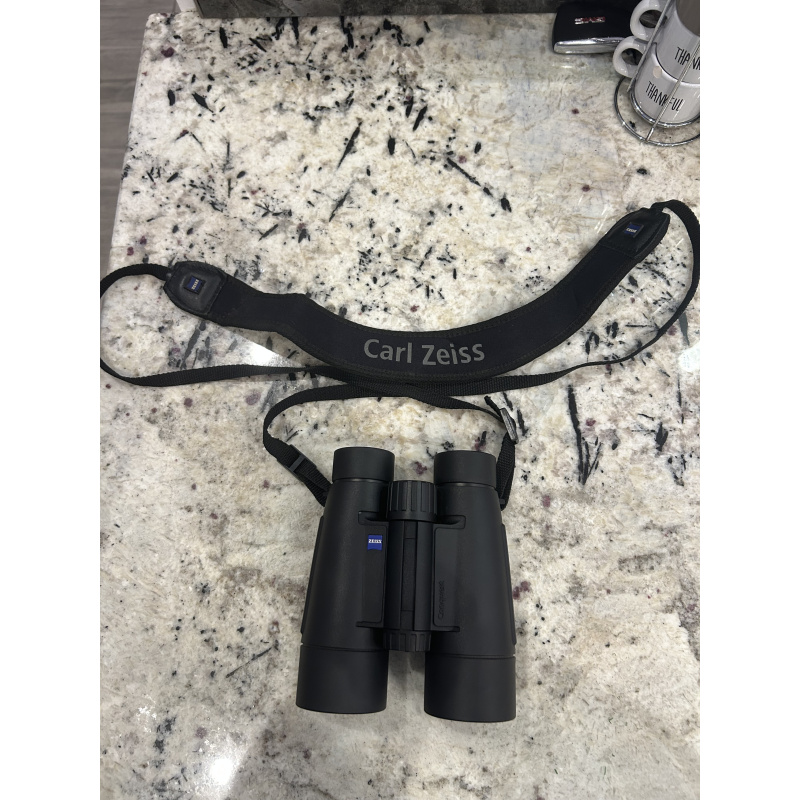 Binoculares Zeiss Conquest 10x40t Con Funda Y Correa