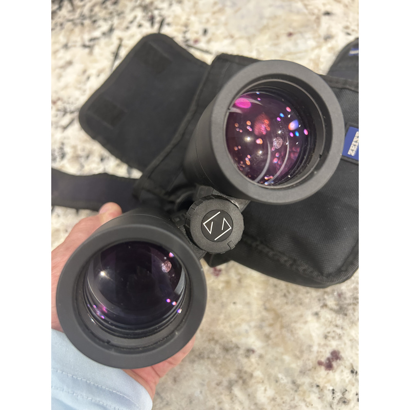 Binoculares Zeiss Conquest 10x40t Con Funda Y Correa