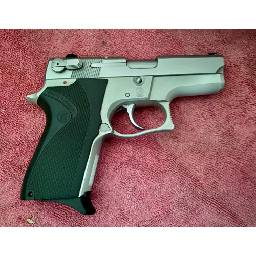 Smith & Wesson 6906