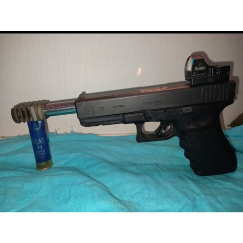 Glock 20 Cal 10 Mm + Accesorios