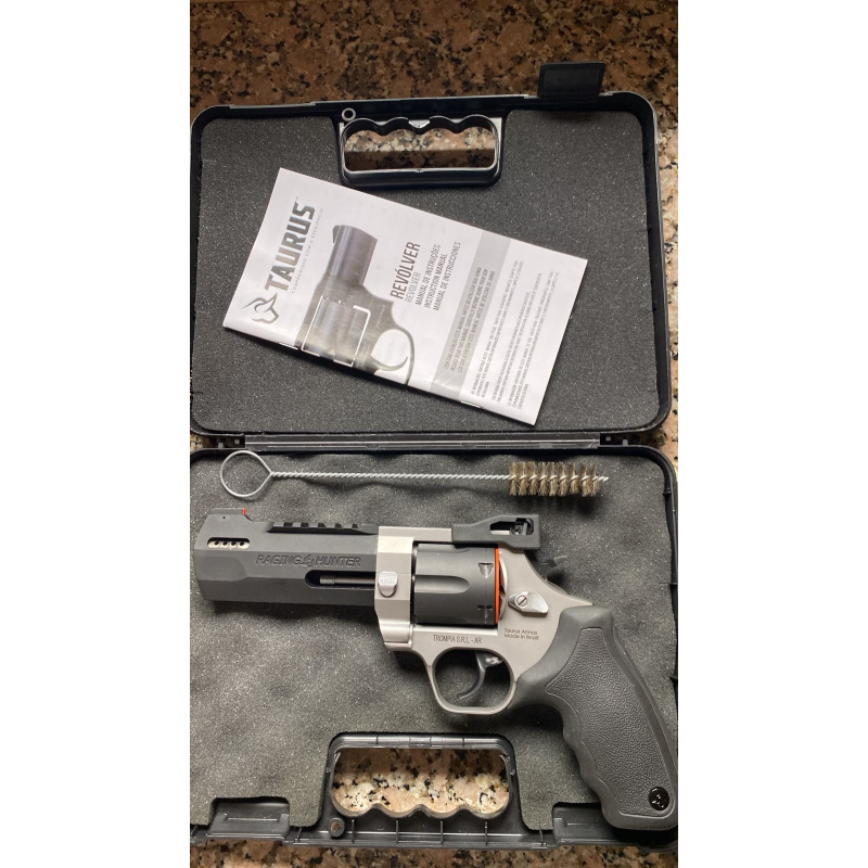 Taurus Raging Hunter 44magnum