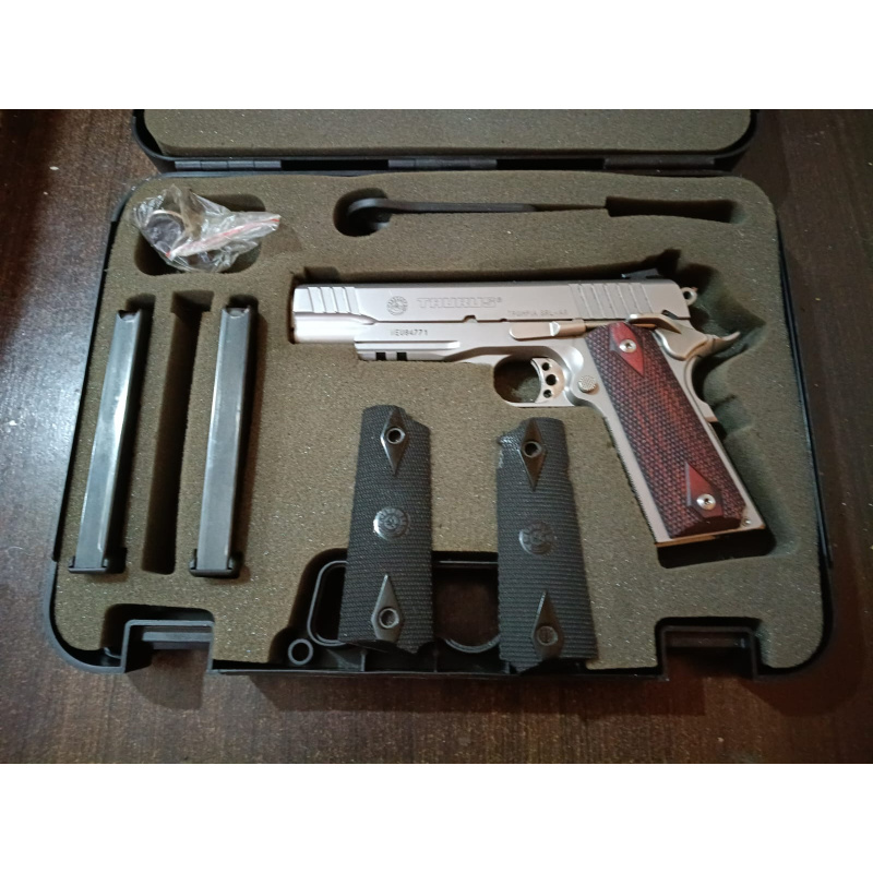Taurus Pt 1911 Inox.