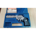 Revolver Colt Python