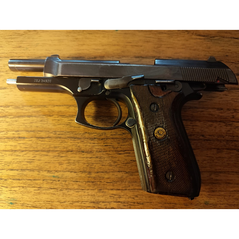 Pistola Taurus Pt 92. Cal 9mm