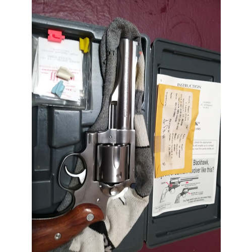 Revolver Ruger Redhawk