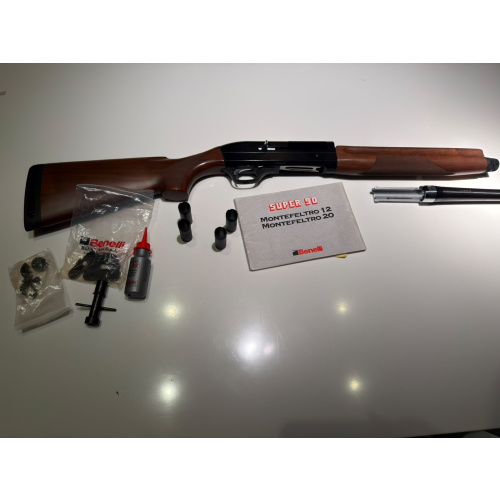 Benelli 12/76 Montefeltro