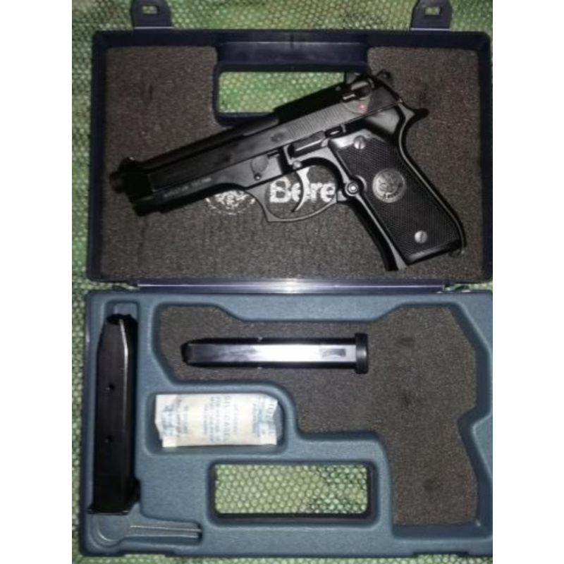 Pistola Pietro Beretta .40 S&w Modelo 96 + Muni