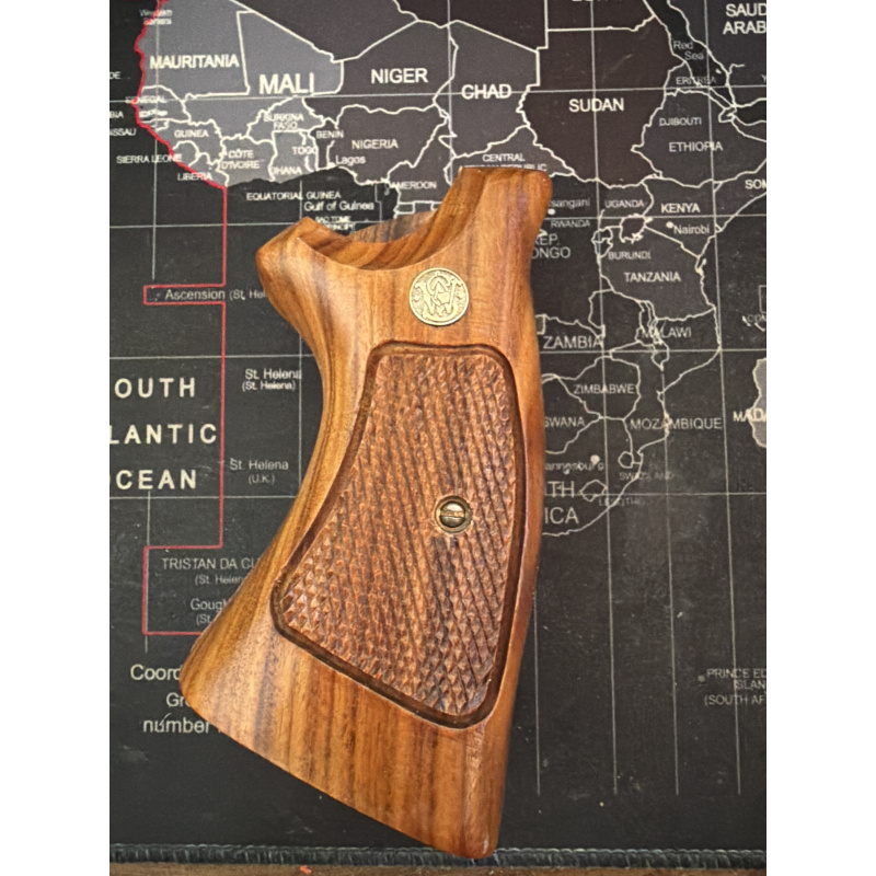 Cachas Target De Madera Para S&w, Armazón K/l, Square Butt (base Cuadrada)
