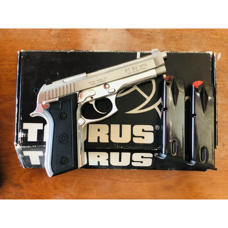 Pistola Taurus Pt 92 Afs (inox. C/2 Cargadores) En Caja Original