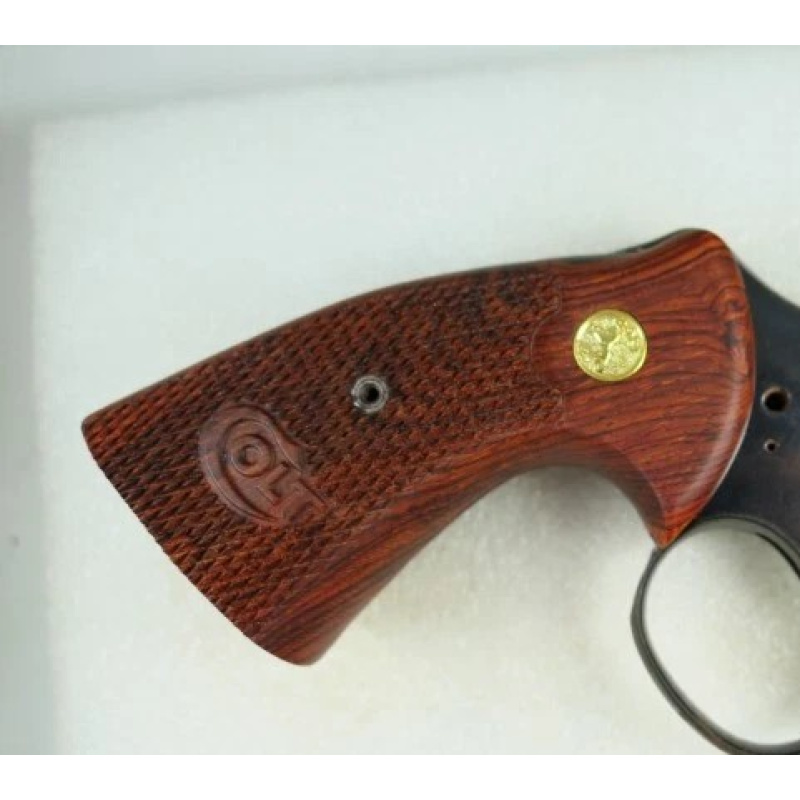 Colt Python Cachas Madera Exotica
