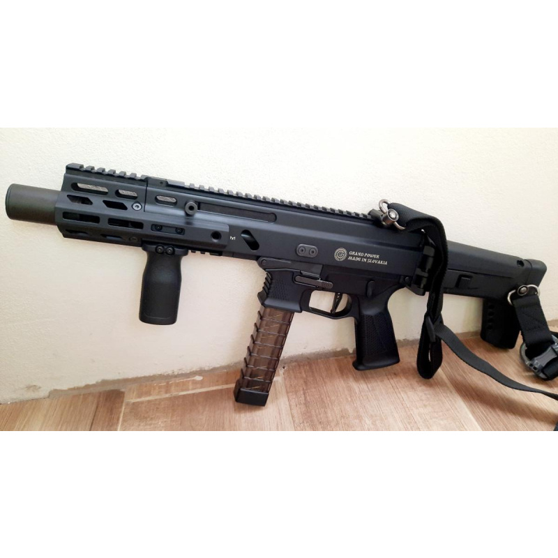 Stribog Subfusil Sp9 A1 9mm Pcc 3 Cargadores Con Culata Y Grip