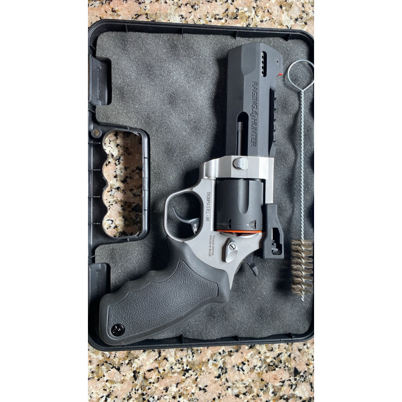 Taurus Raging Hunter 44magnum