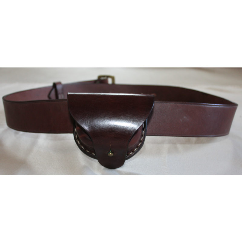 Cinturón De Cuero Con Colector De Vainas De 125cm